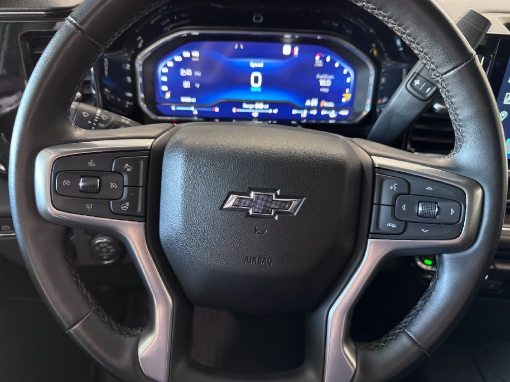 Certified 2023 Chevrolet Silverado 1500 RST AWD/4WD image 15