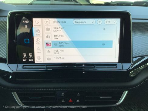 New 2026 Volkswagen Atlas Cross Sport SEL Premium R-Line image 17