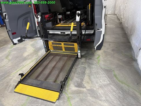 Used 2018 Ford Transit 350 XL RWD image 31