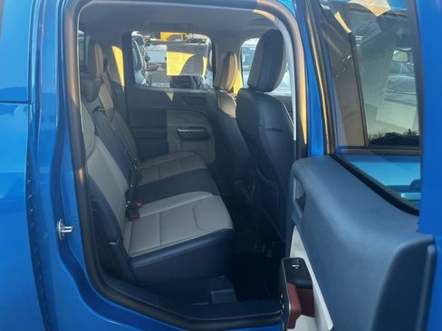 Used 2025 Ford Maverick Lariat w/ 4K Tow Package AWD/4WD image 12