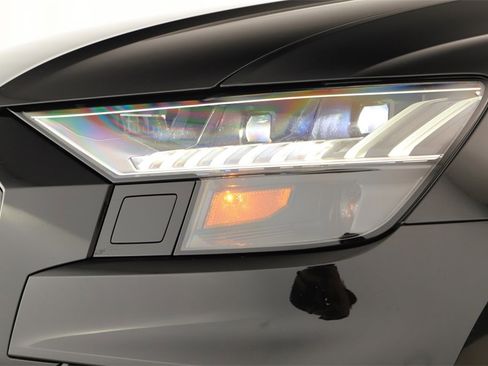 Certified 2023 Audi Q8 Premium Plus image 34