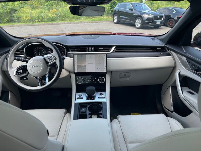 Used 2026 Jaguar F-PACE R-Dynamic S AWD/4WD image 23