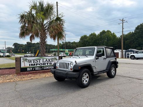 Used 2009 Jeep Wrangler X AWD/4WD image 1