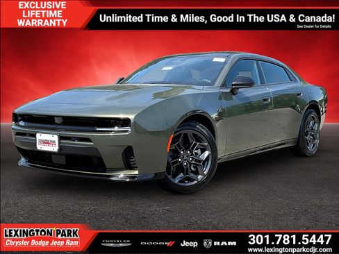 New 2026 Dodge Charger R/T w/ Blacktop Package AWD/4WD image 2