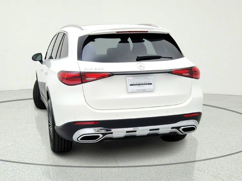 New 2026 Mercedes-Benz GLC 300 image 11