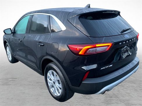 Used 2023 Ford Escape Active AWD/4WD image 4