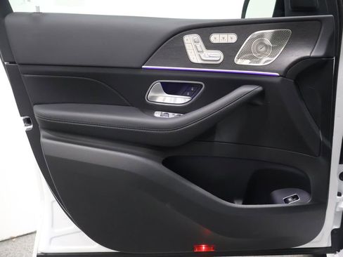 New 2026 Mercedes-Benz GLS 450 4MATIC image 12