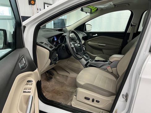 Used 2014 Ford Escape SE FWD image 7
