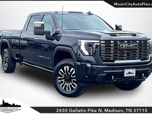 Used 2024 GMC Sierra 3500 Denali Ultimate AWD/4WD image 1