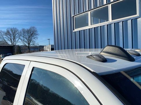 Used 2022 RAM 3500 Tradesman w/ Chrome Appearance Group image 5