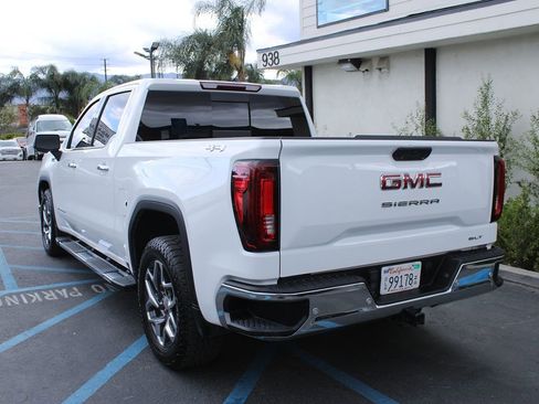 Used 2023 GMC Sierra 1500 SLT w/ SLT Premium Package image 5