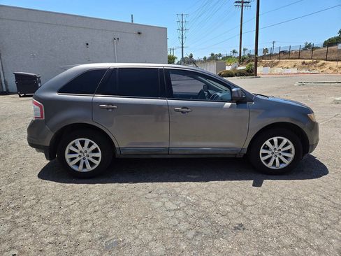 Used 2010 Ford Edge SEL FWD image 17