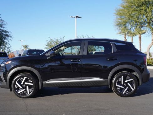 New 2026 Nissan Kicks SV w/ SV Premium Package FWD image 2