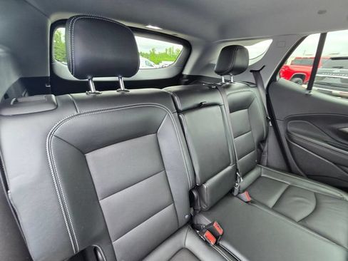 Used 2024 GMC Terrain SLT w/ Tech Package AWD/4WD image 14