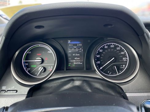 Used 2022 Toyota Camry SE FWD image 17