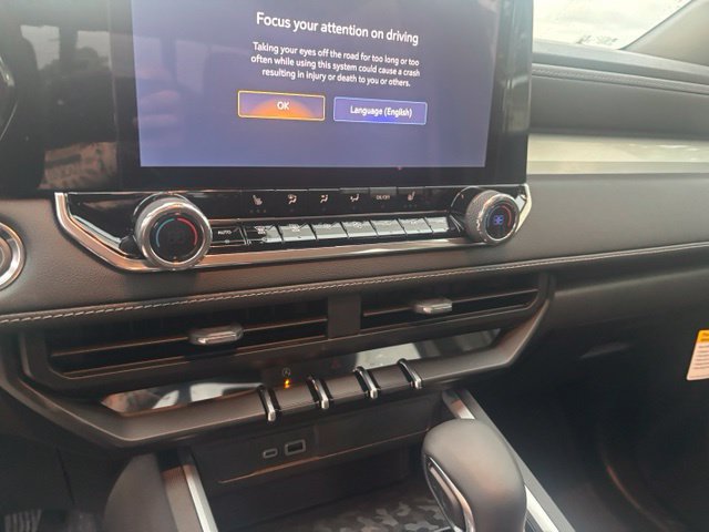 New 2026 Chevrolet Colorado LT w/ Advanced Trailering Package AWD/4WD image 24