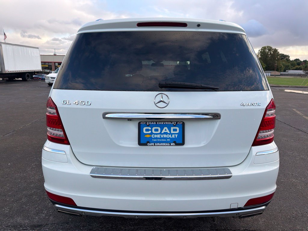 Used 2010 Mercedes-Benz GL 450 4MATIC image 4