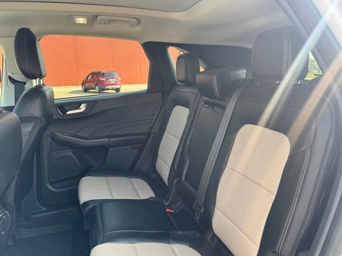 Certified 2022 Ford Escape Titanium w/ Titanium Elite Package AWD/4WD image 34