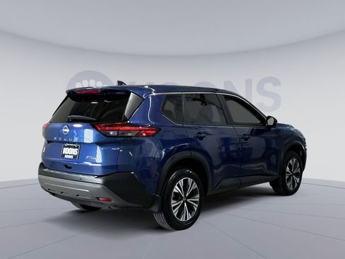 Used 2022 Nissan Rogue SV image 16