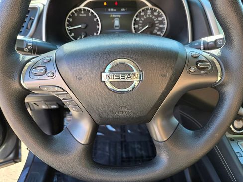 Used 2020 Nissan Murano S image 24