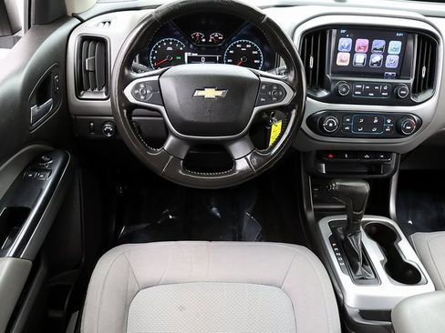 Used 2016 Chevrolet Colorado LT image 14