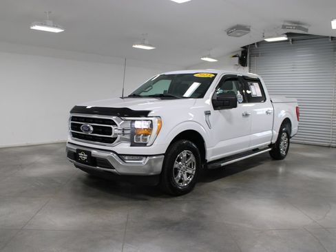 Used 2023 Ford F150 XLT w/ Equipment Group 302A High RWD image 4