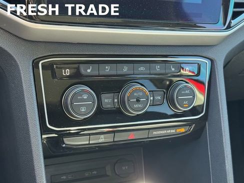 Certified 2022 Volkswagen Atlas SEL Premium image 25