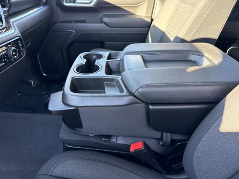 Used 2023 Chevrolet Silverado 1500 LT image 13