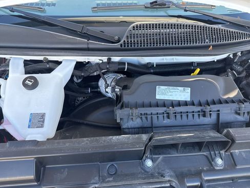 Used 2023 Chevrolet Express 2500 w/ Driver Convenience Package image 29