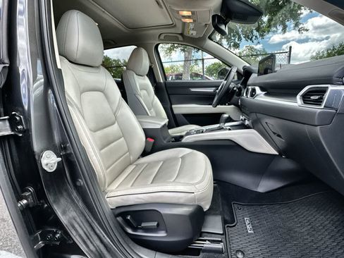 Used 2024 MAZDA CX-5 AWD 2.5 S w/ Premium Plus Pkg image 9