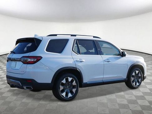 New 2026 Honda Pilot Elite image 4