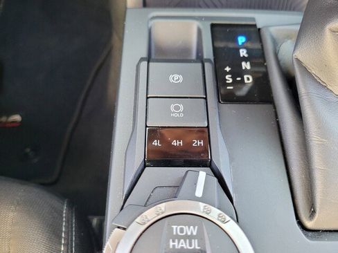 Certified 2025 Toyota Tacoma TRD Off-Road image 20