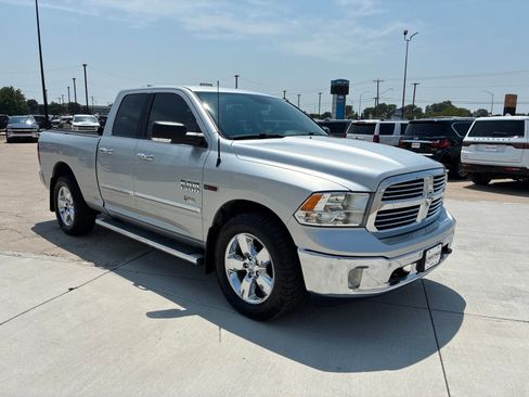 Used 2017 RAM 1500 Big Horn AWD/4WD image 9