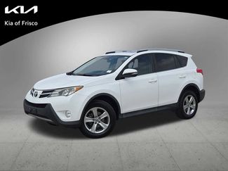 Used 2015 Toyota RAV4 XLE video 1