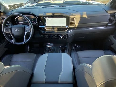 Used 2023 Chevrolet Silverado 1500 ZR2 w/ Technology Package image 25