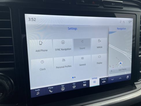 Used 2023 Ford F150 Lariat w/ Equipment Group 502A High image 33