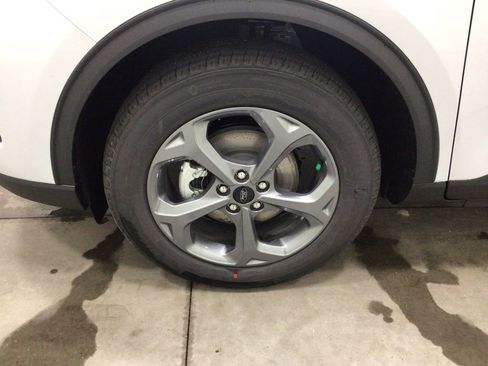 New 2026 Ford Escape ST-Line w/ Tech Pack #1 AWD/4WD image 8