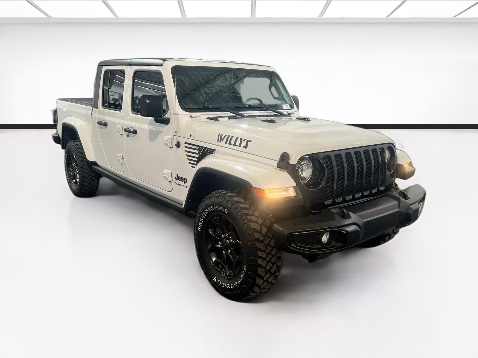 Used 2021 Jeep Gladiator Sport AWD/4WD image 3