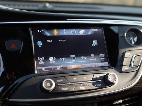 Used 2020 Buick Envision Premium image 12