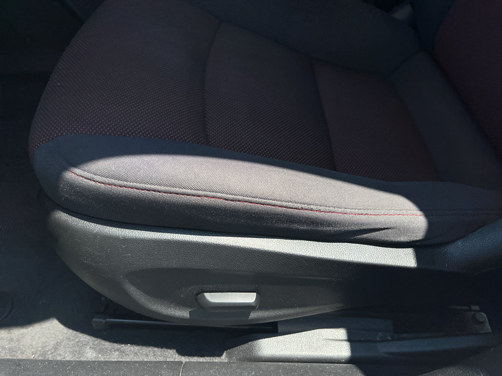 Used 2012 Chevrolet Cruze LT FWD image 24