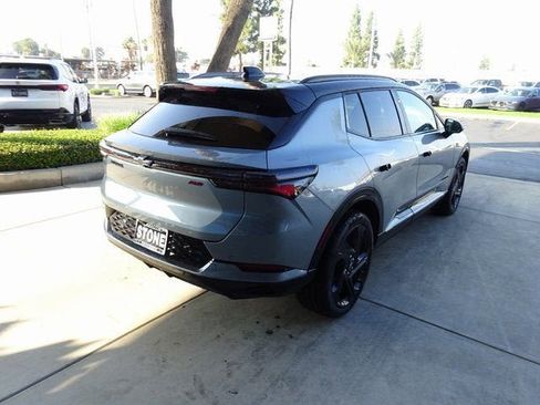 New 2026 Chevrolet Equinox EV RS FWD image 8