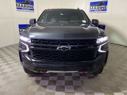 Used 2024 Chevrolet Suburban Z71 w/ Luxury Package AWD/4WD image 15