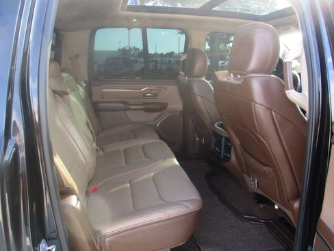 Used 2019 RAM 1500 Laramie Longhorn image 10