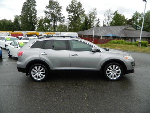 Used 2010 MAZDA CX-9 Grand Touring w/ Moonroof & Bose Audio Pkg AWD/4WD image 9