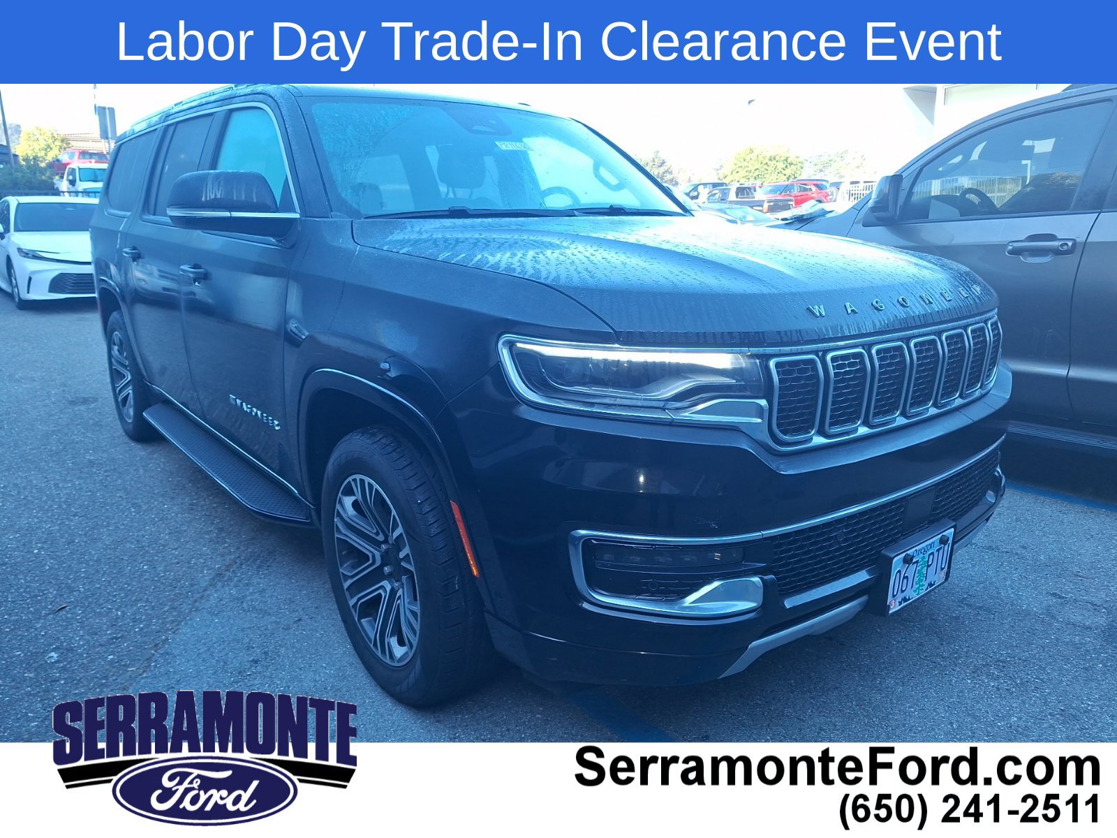 Used 2024 Jeep Wagoneer L Series II w/ Flexible Seating Group AWD/4WD image 1