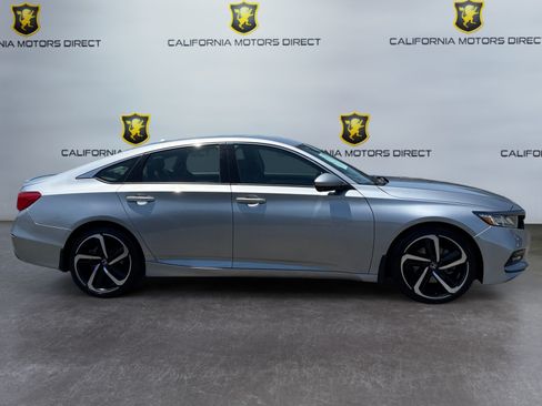 Used 2019 Honda Accord Sport image 6