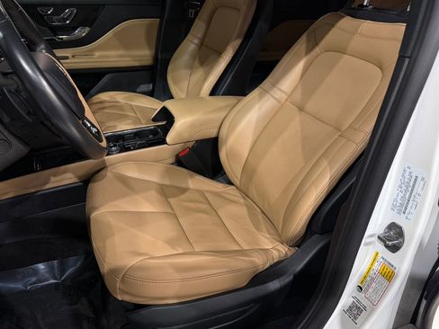 Used 2022 Lincoln Corsair Reserve image 19