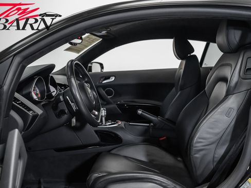 Used 2014 Audi R8 V8 image 25