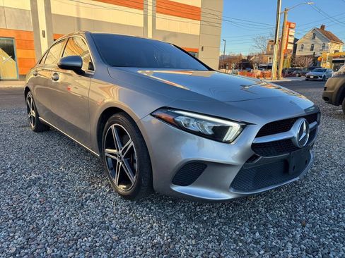 Used 2019 Mercedes-Benz A 220 4MATIC image 1