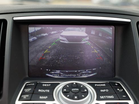 Used 2014 INFINITI Q60 Convertible w/ Premium Package image 41